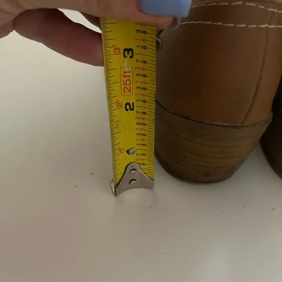 Cowboy style ankle boots - Picture 3 of 4